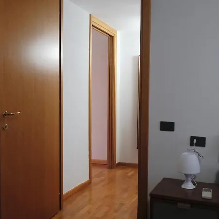 Bwr - Bilocale Con Terrazzo, Via Gonin